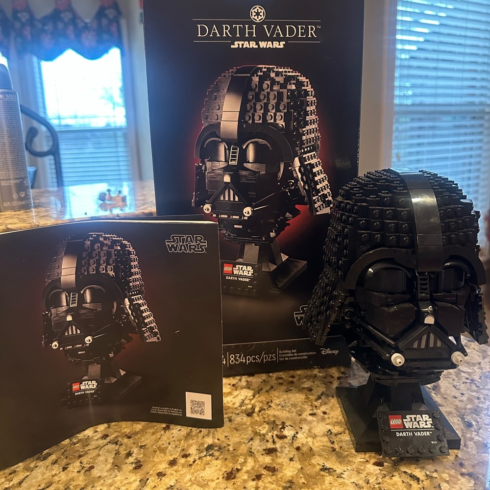 Lego Star Wars Darth Vader 75304 box, instructions, and extra pieces